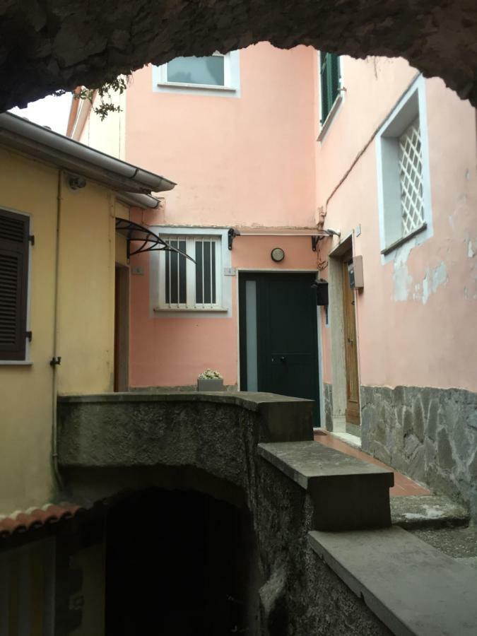 Red House Villa Tivegna Buitenkant foto